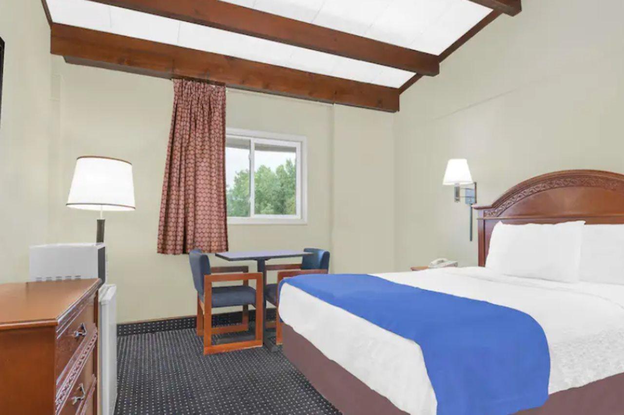Travelodge Lima Eksteriør bilde